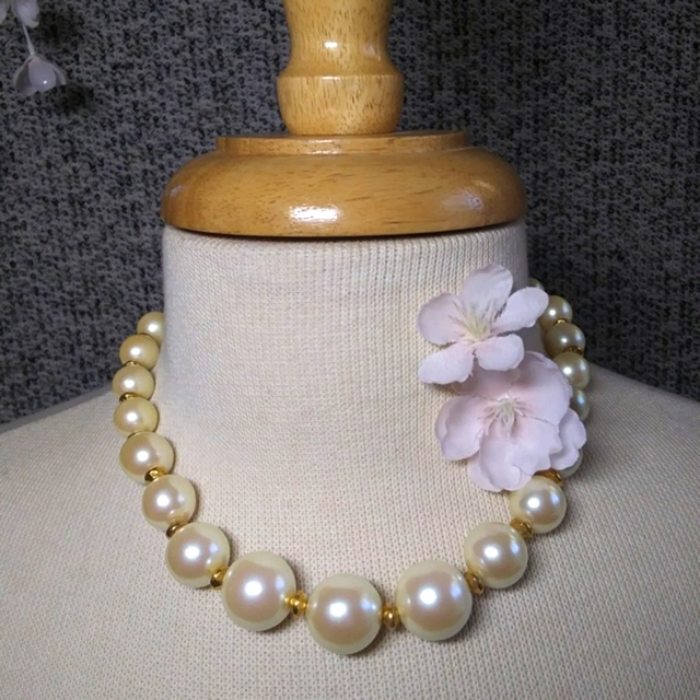 80s VTG Pearl Necklace 17.5"